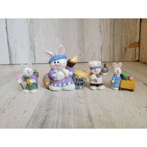 Eddie Walker ready for Easter Bunny paint egg hunt chocolate bunny set‎